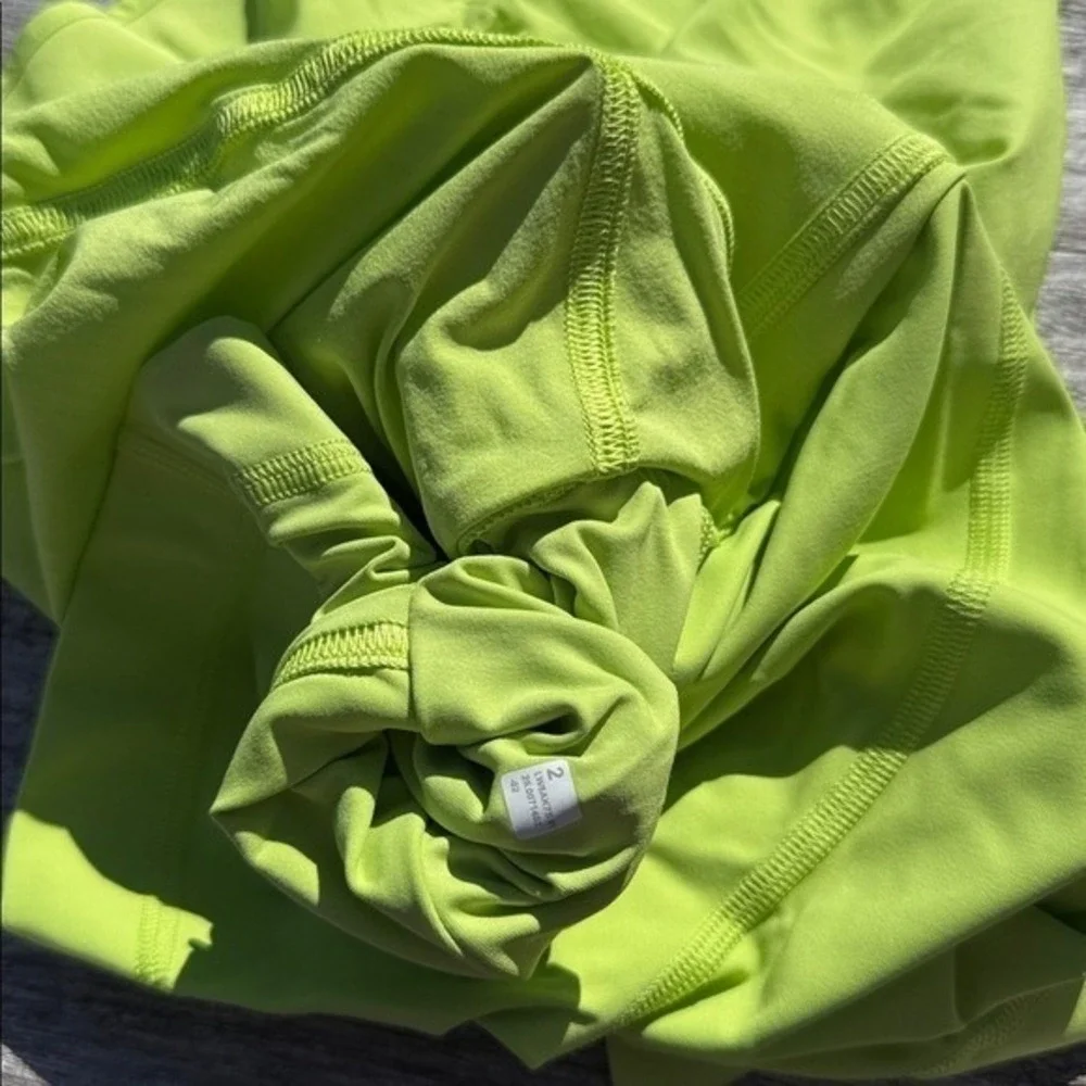 Lululemon Lightweight High-Rise Tennis Skirt Sour Grape green‎ size 2 NWT